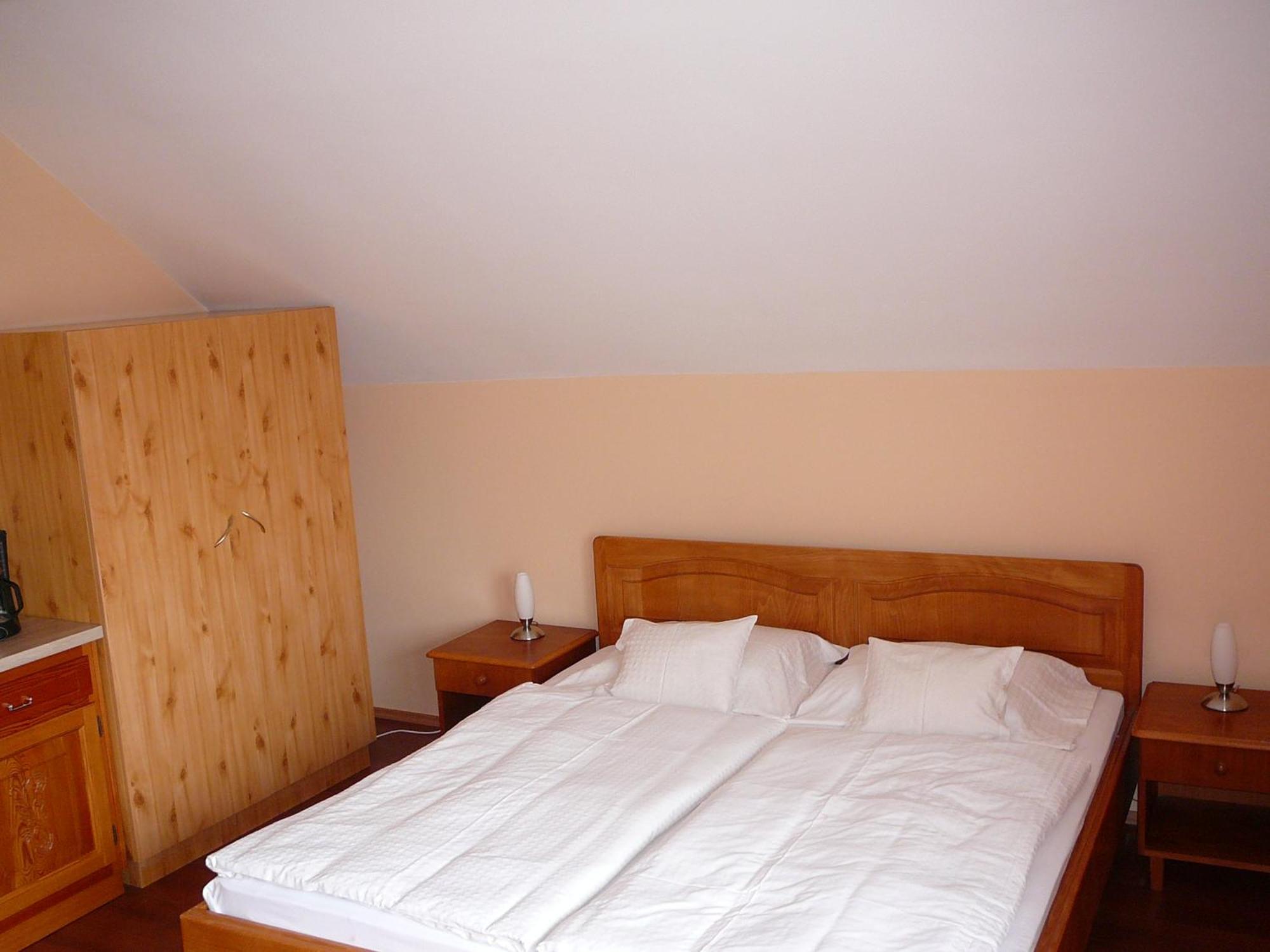 Ciklamen Apartman Gyenesdiás Екстериор снимка